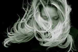 Amarres de amor con cabello, los más efectivos